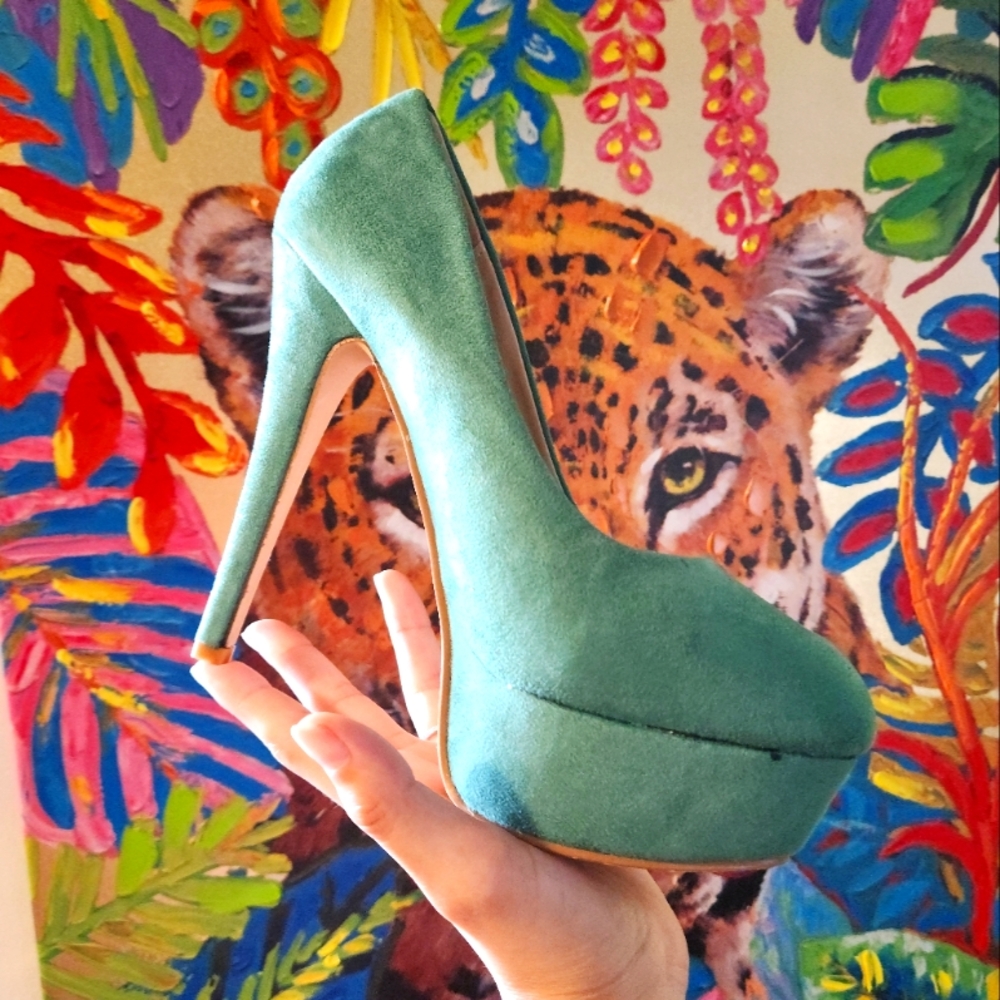 "Quinn" Platform Pumps